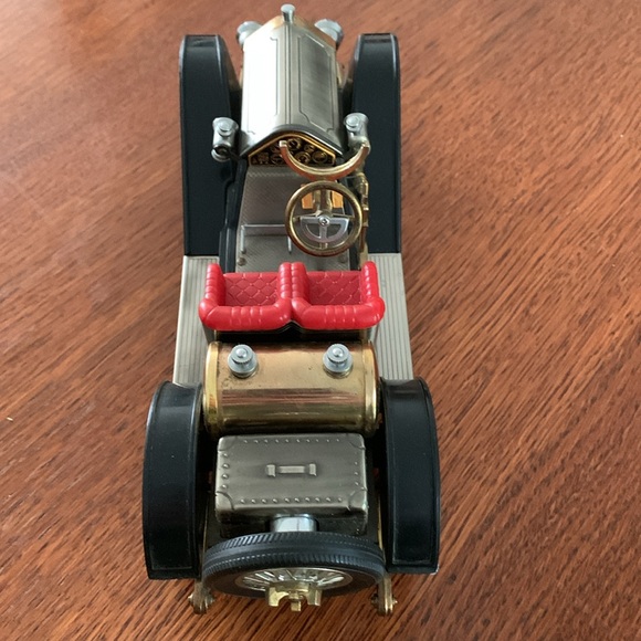 1913 Stutz Bearcat Car Vintage Transistor Radio - Picture 5 of 11